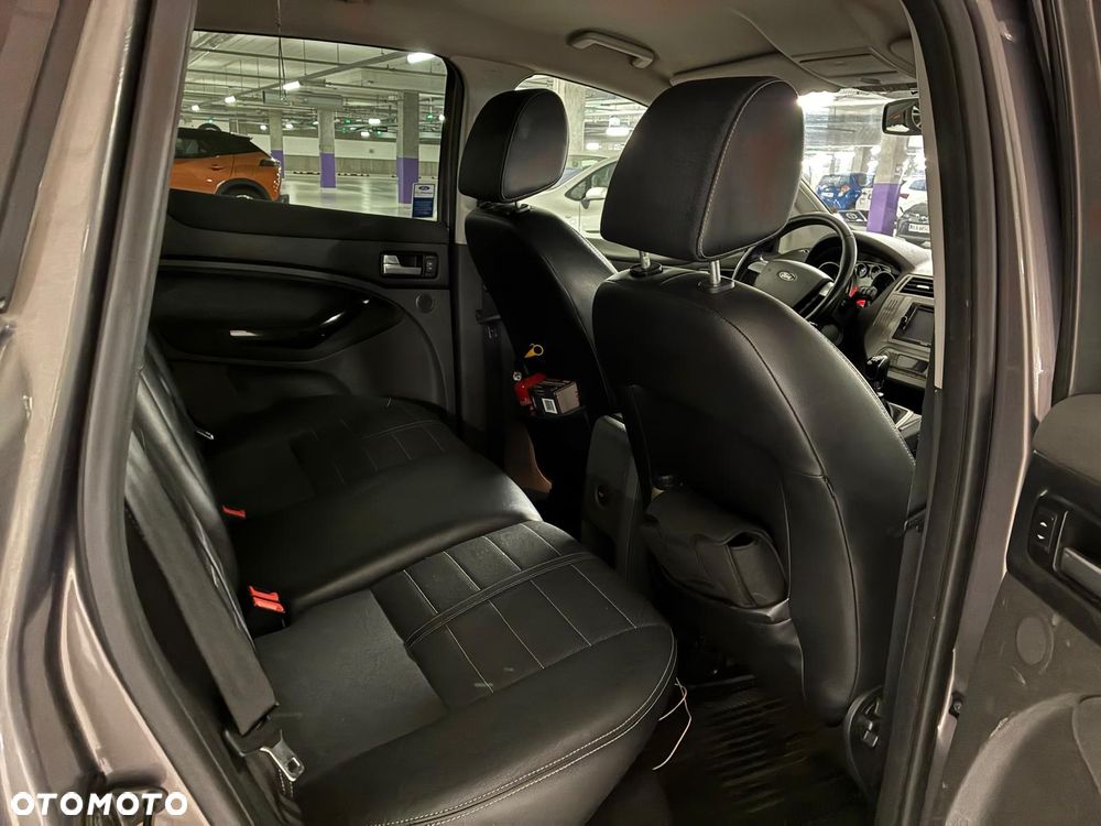 Ford Kuga 2.0 TDCi Titanium S - 12