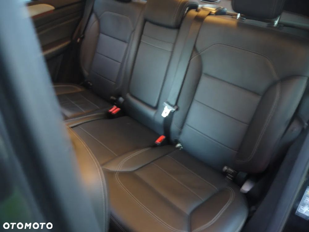 Mercedes-Benz ML 350 BlueTEC 4MATIC 7G-TRONIC Edition 1 - 35