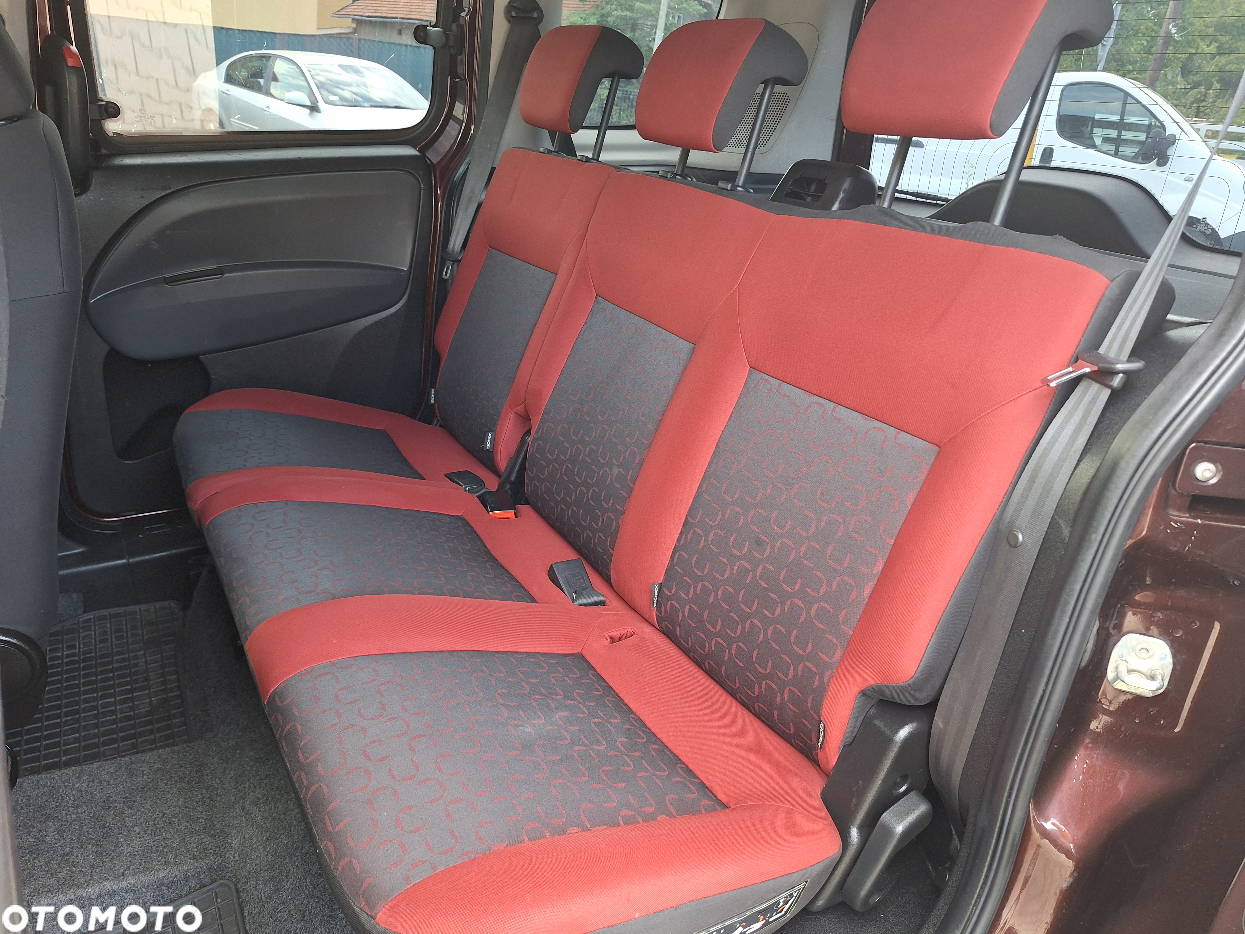 Fiat Doblo - 8