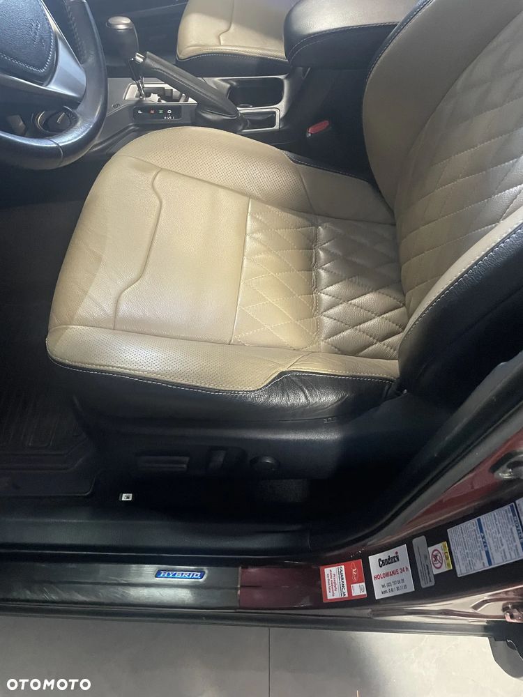 Toyota RAV4 Hybrid Prestige 4x4 - 11
