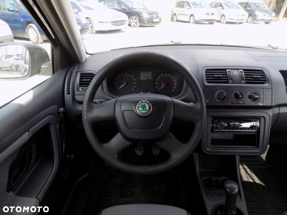 Skoda Fabia - 6