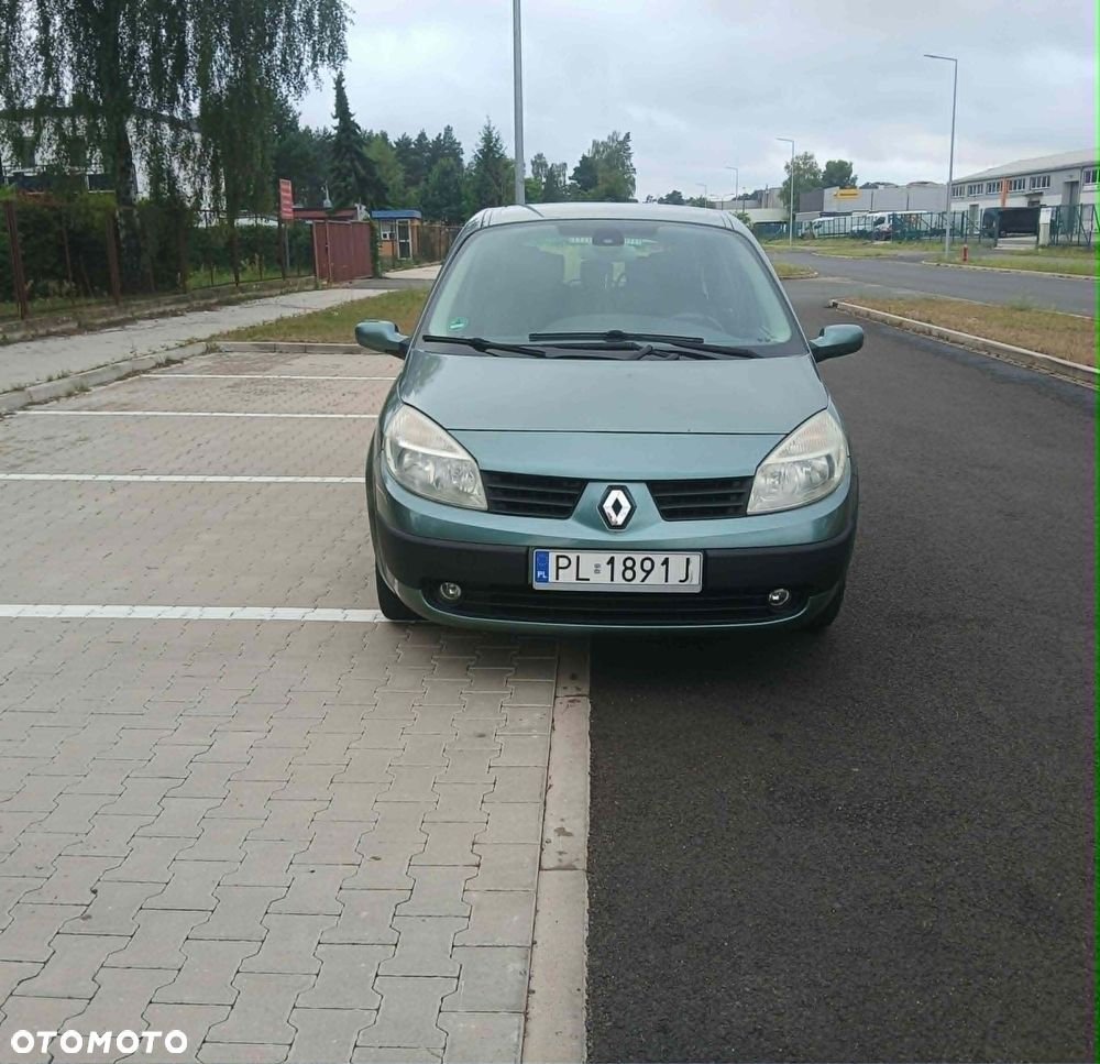 Renault Scenic - 1