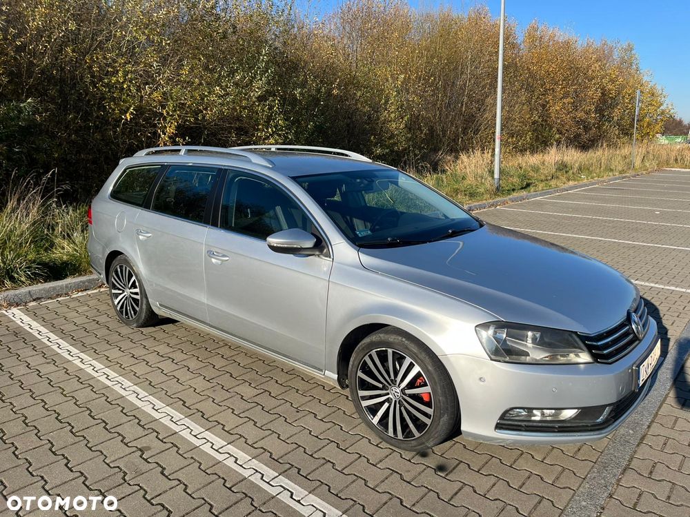 Volkswagen Passat 2.0 TDI DSG Comfortline - 3
