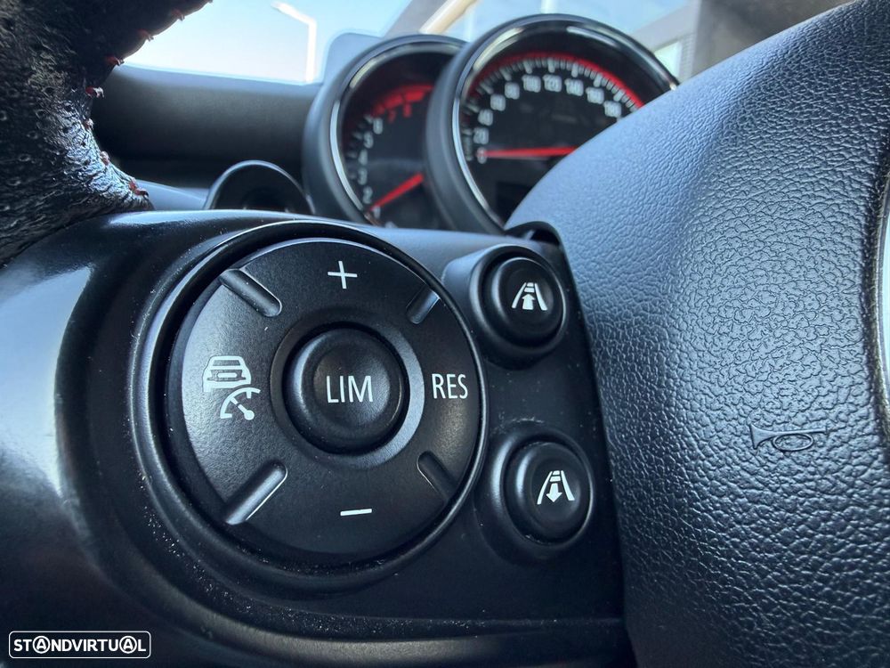 MINI 3 Portas John Cooper Works Aut. - 15