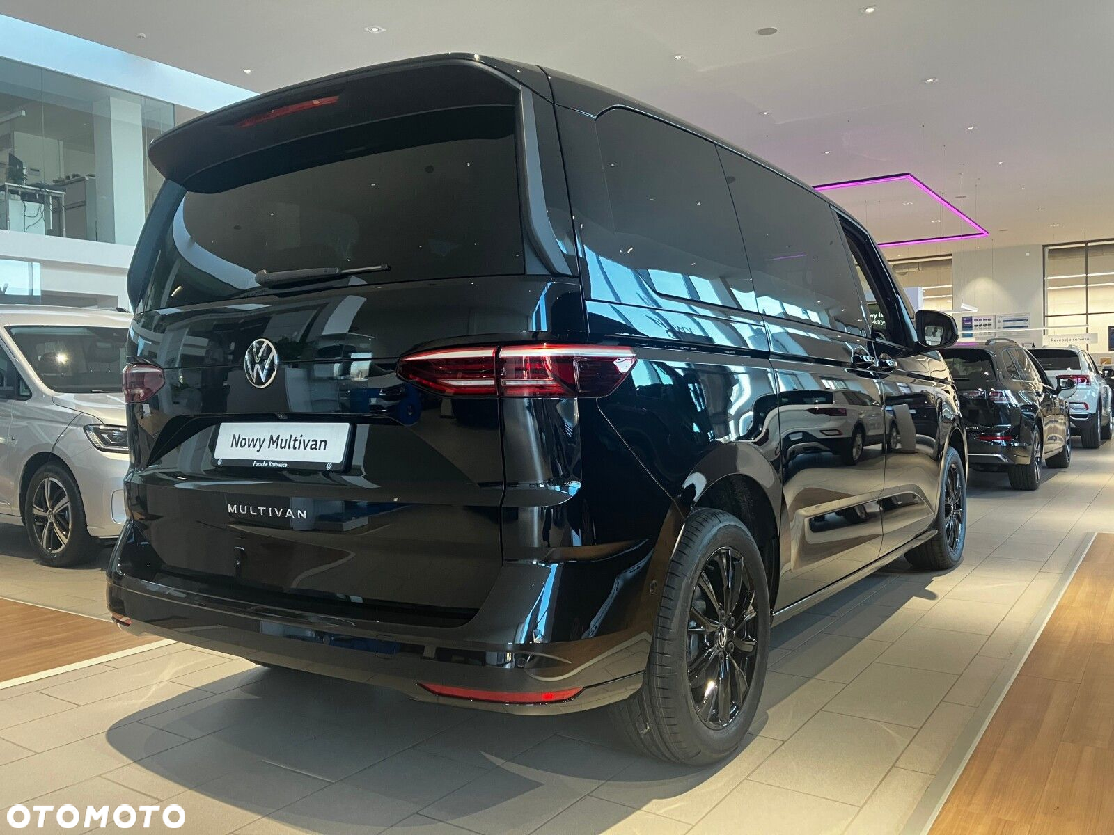 Volkswagen multivan 2.0 TDI 150 KM 7-DSG FWD L1 - 7