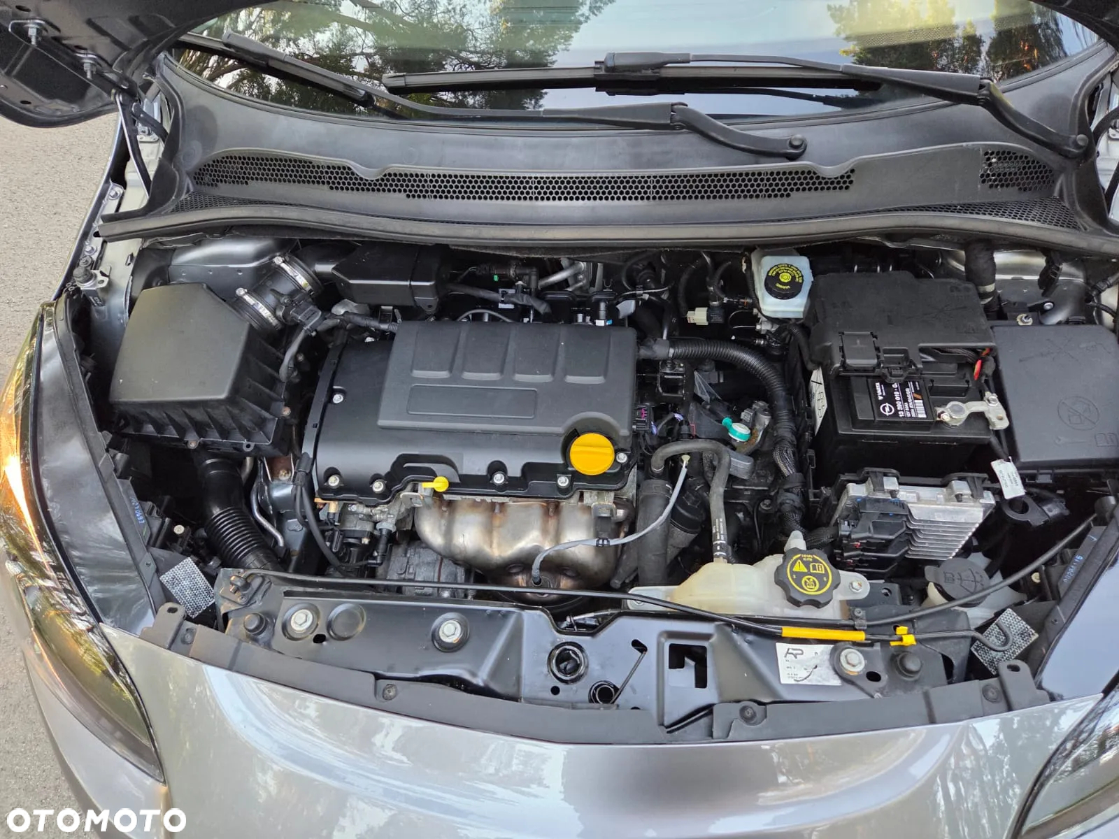Opel Corsa 1.2 Enjoy - 24