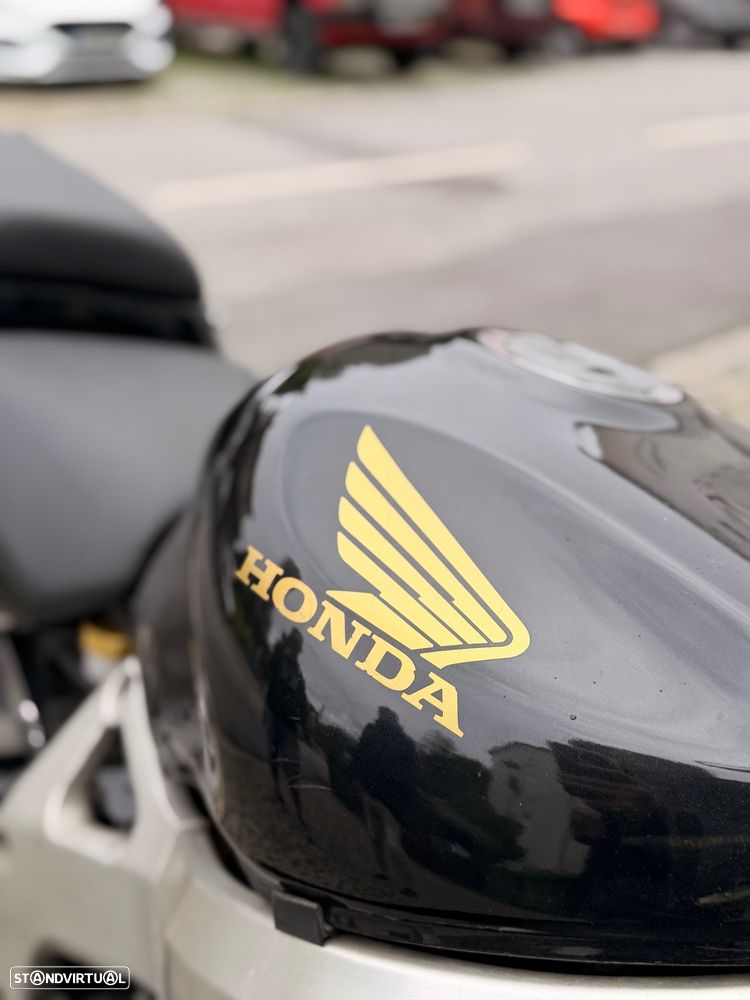 Honda CBR - 14