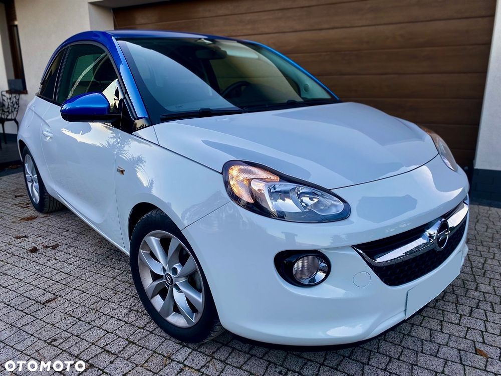 Opel Adam 1.2 Black Jack S&S - 4