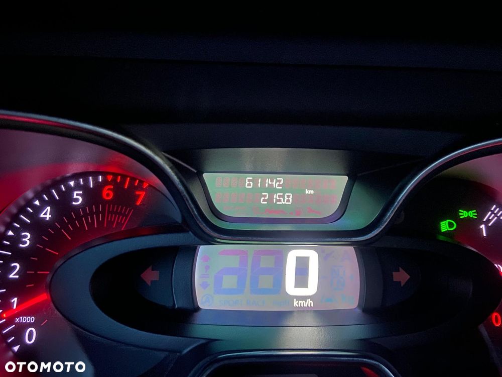 Renault Captur - 21