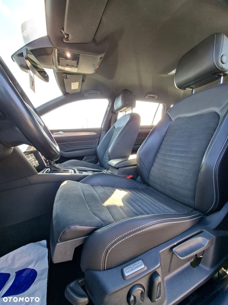 Volkswagen Passat Variant - 11