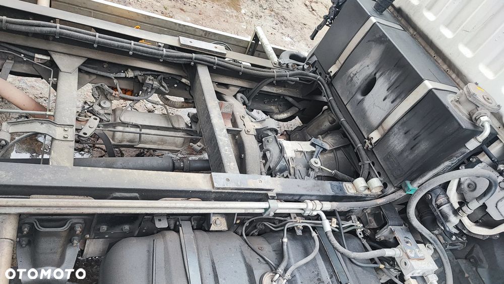 Nissan Cabstar NT 400 śmieciarka - 6