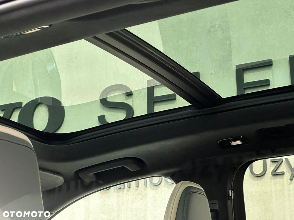 Volvo XC 90 - 31