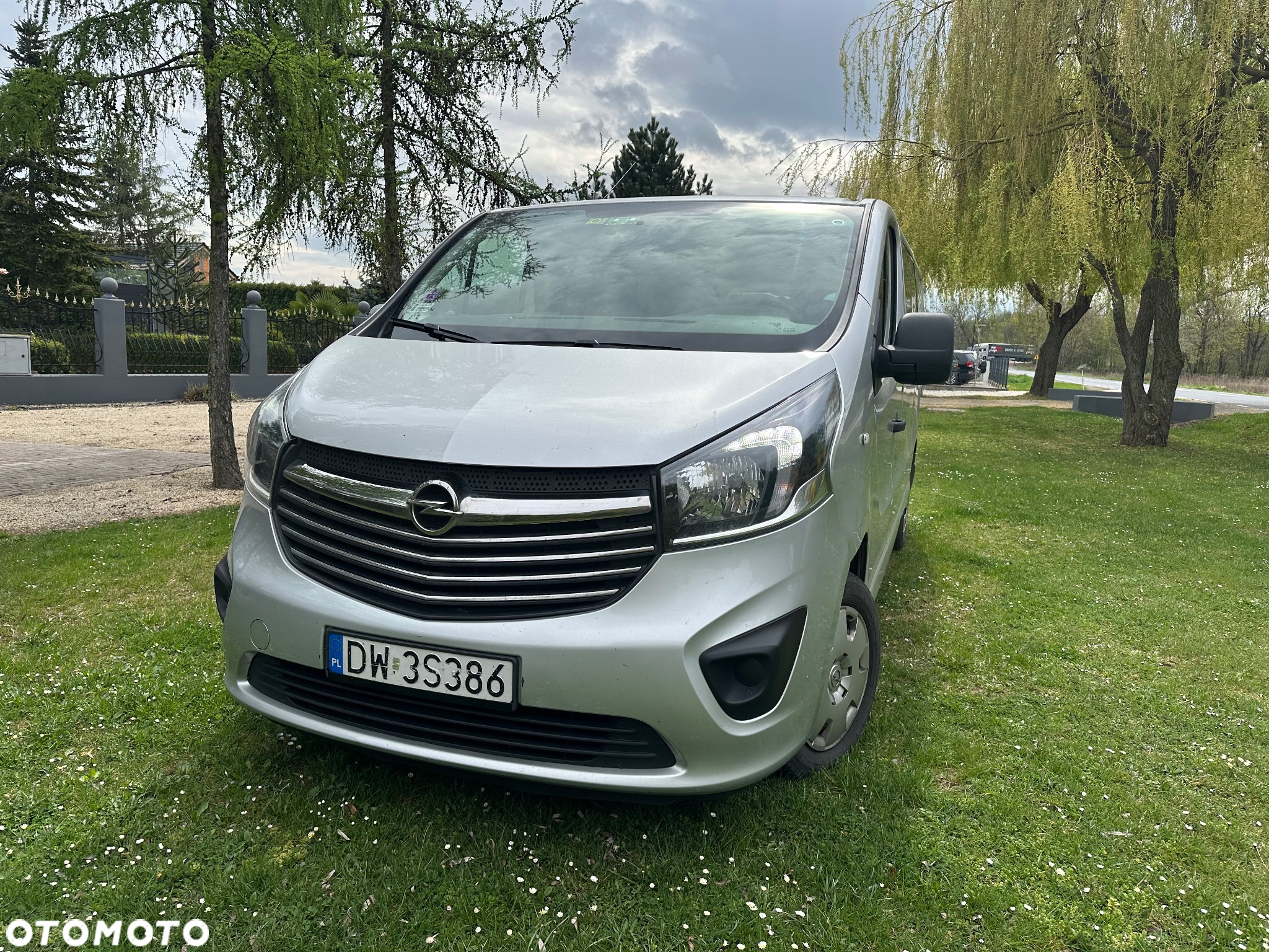 Opel Vivaro - 2