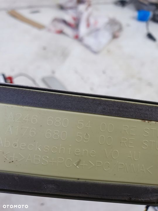 NAKLADKA LISTWA PROGOWA LED MERCEDES B W246 L R ORYGINAL DEMONTAZ - 5