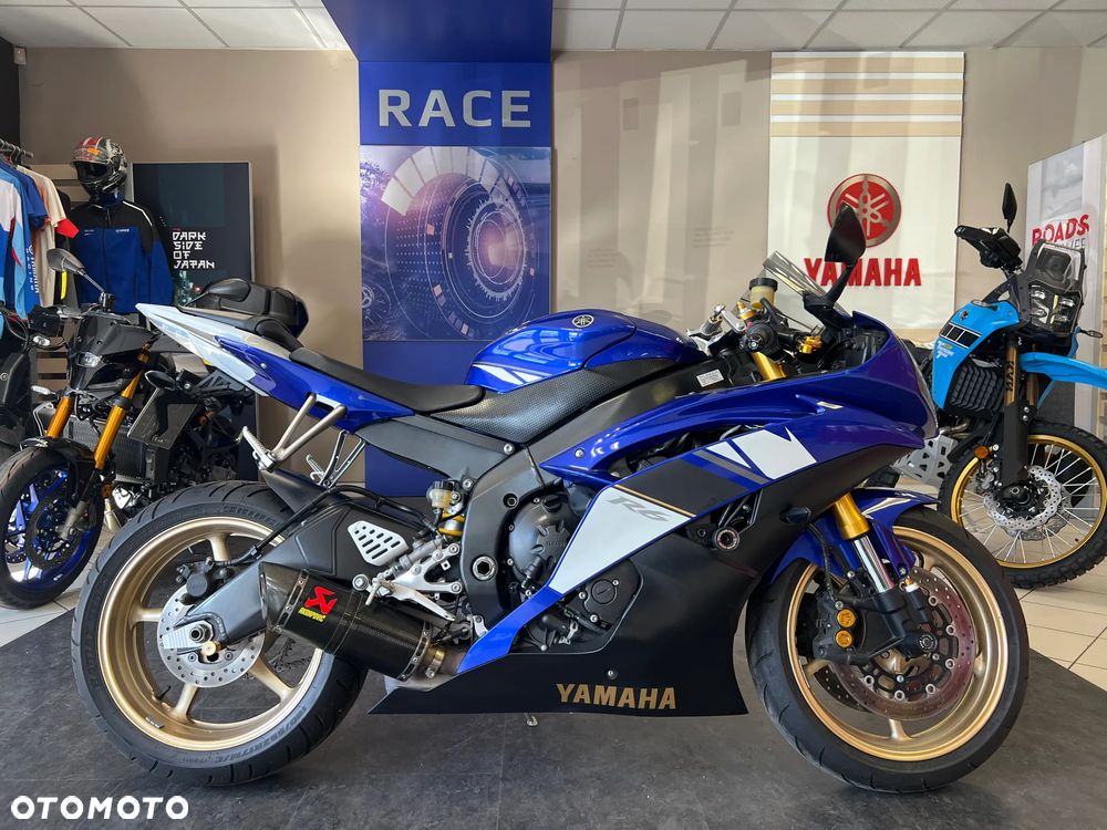 Yamaha R6 - 11