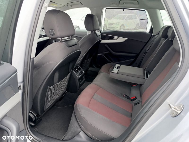 Audi A4 Avant 35 TDI mHEV S tronic - 16
