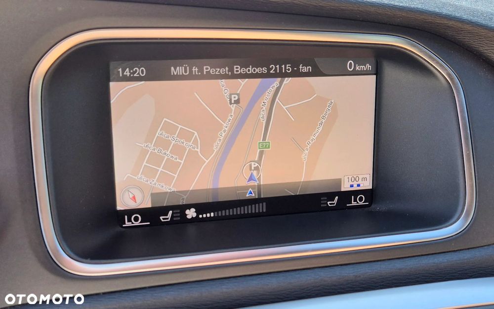 Volvo V40 - 12