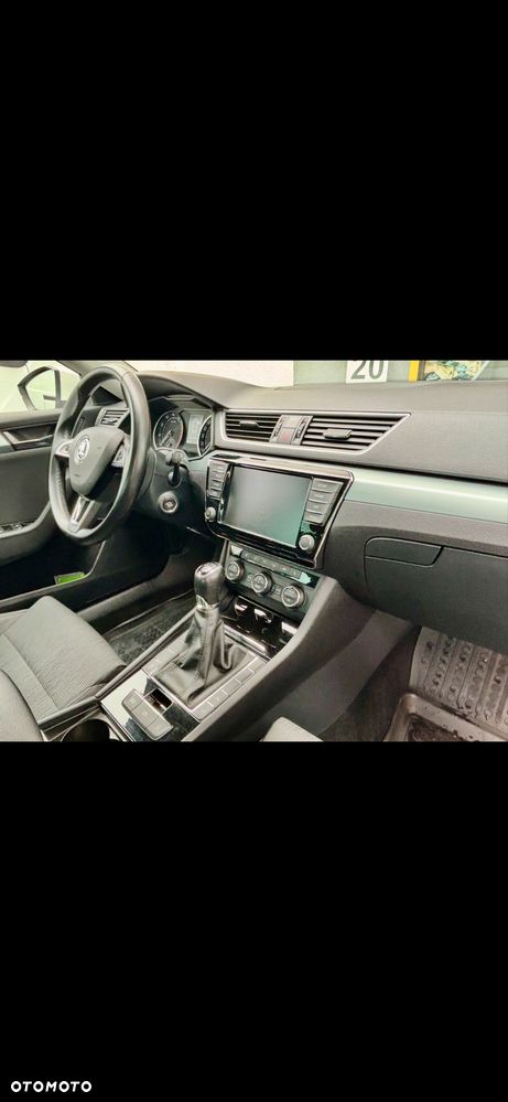 Skoda Superb 1.8 TSI Ambition - 16