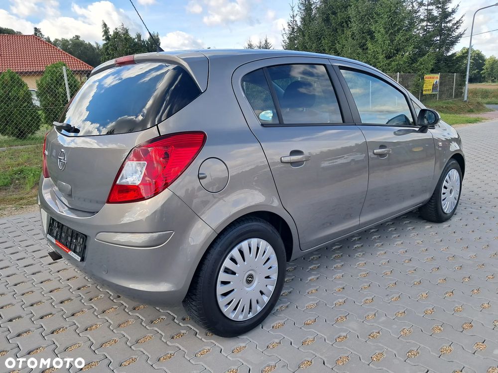 Opel Corsa 1.4 16V 150 Jahre - 7