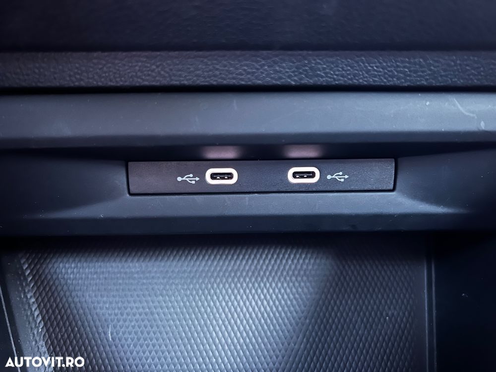 Volkswagen Golf 2.0 TDI SCR Life - 18