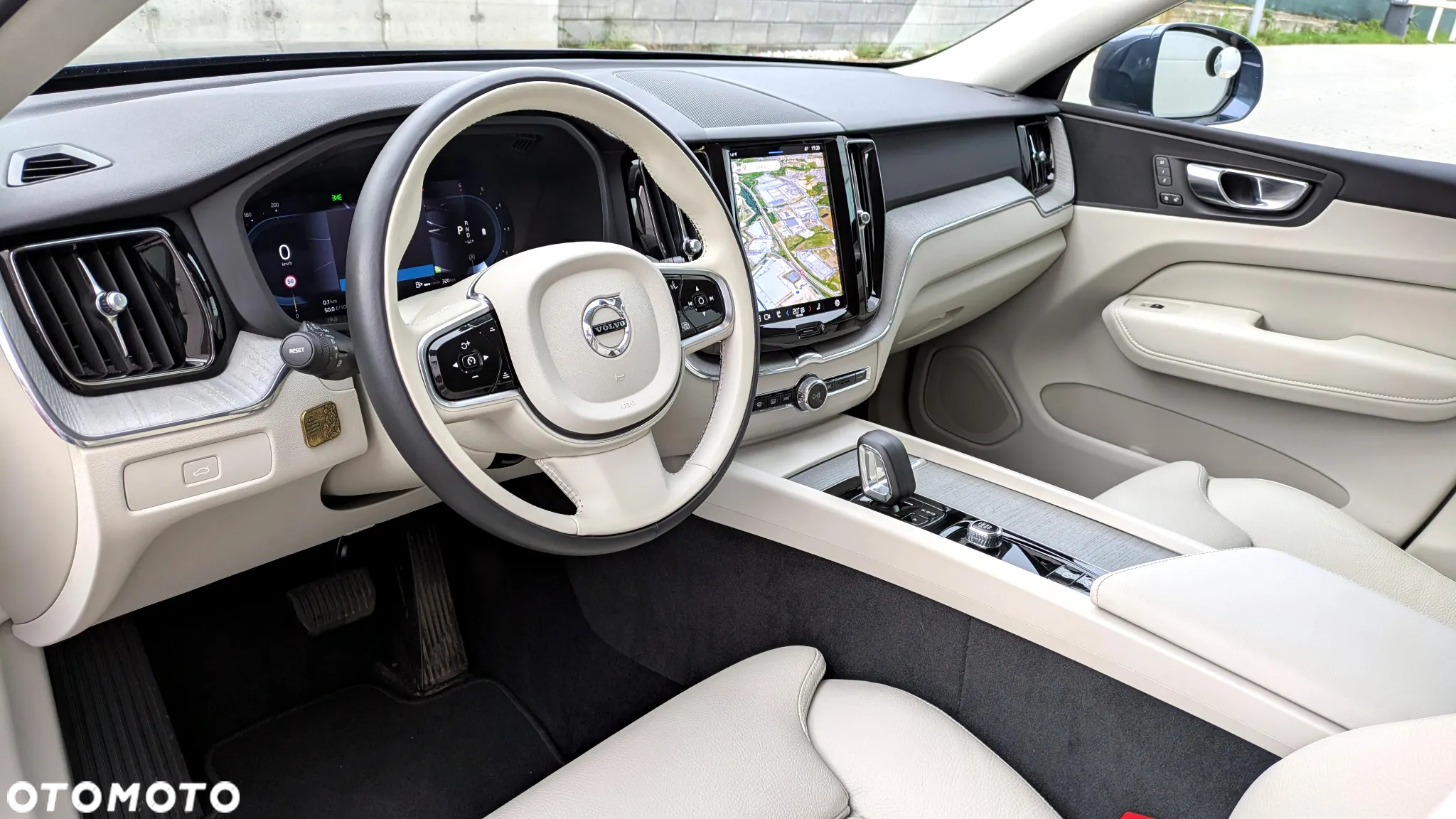 Volvo XC 60 D4 SCR AWD R-Design - 7