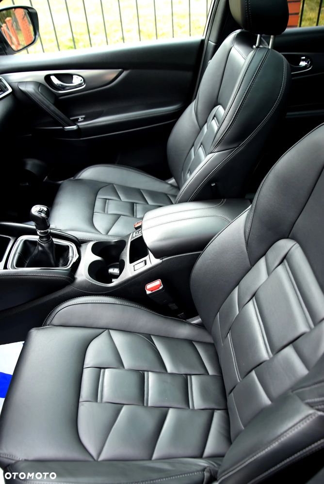 Nissan Qashqai 1.6 DIG-T Tekna+ - 15