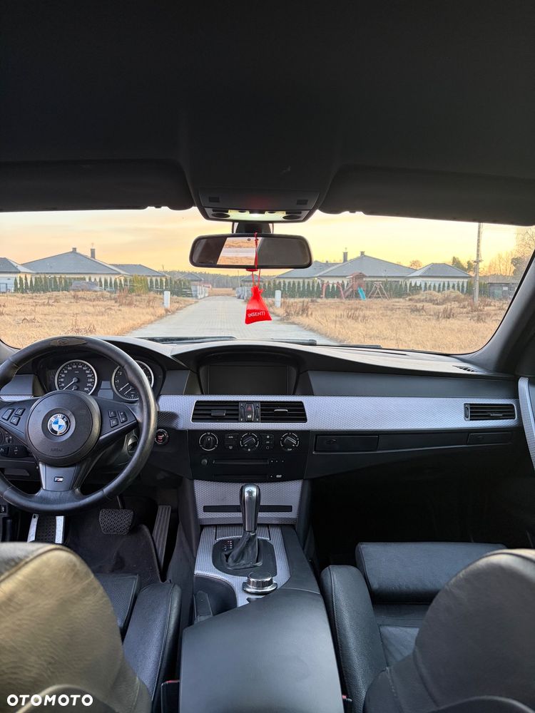 BMW Seria 5 525i - 7