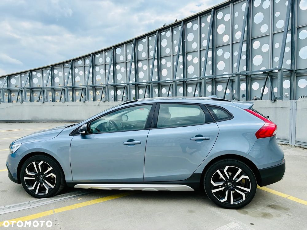 Volvo V40 T3 Drive-E Inscription - 4