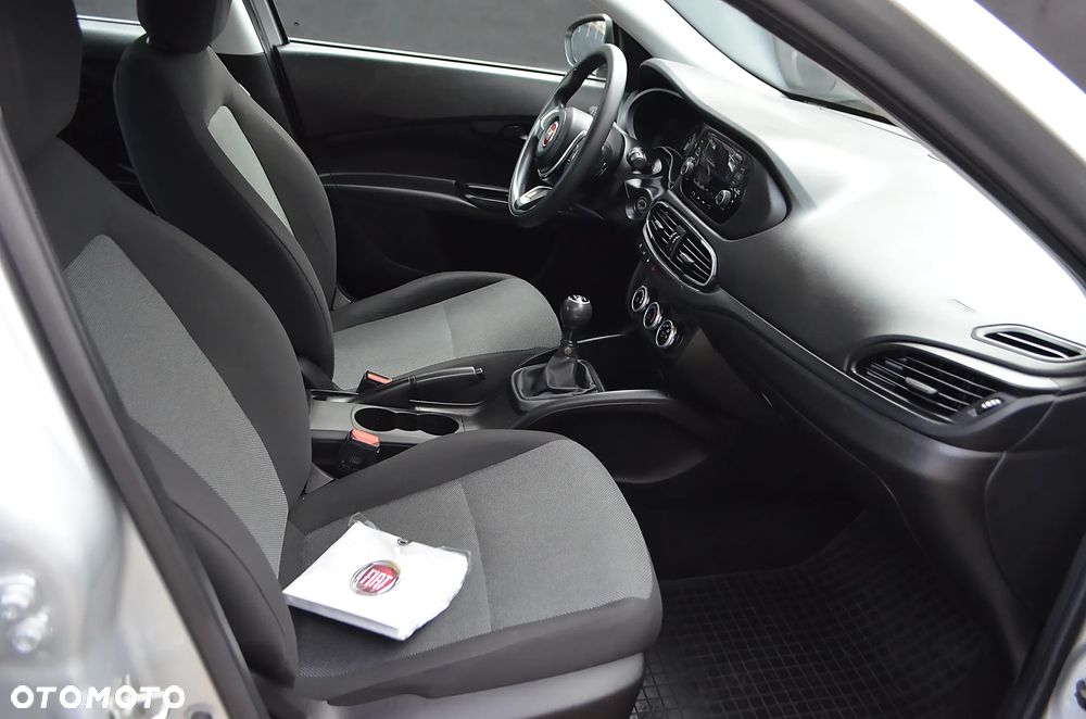 Fiat Tipo 1.4 16v Easy EU6d - 14