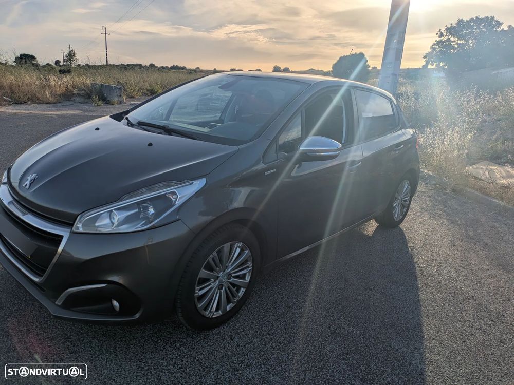 Peugeot 208 1.2 PureTech Style - 4
