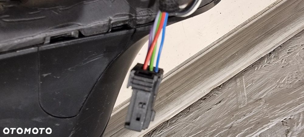 Lusterko lewe PEUGEOT 208 2008 lift 9PIN (4+5) - 8