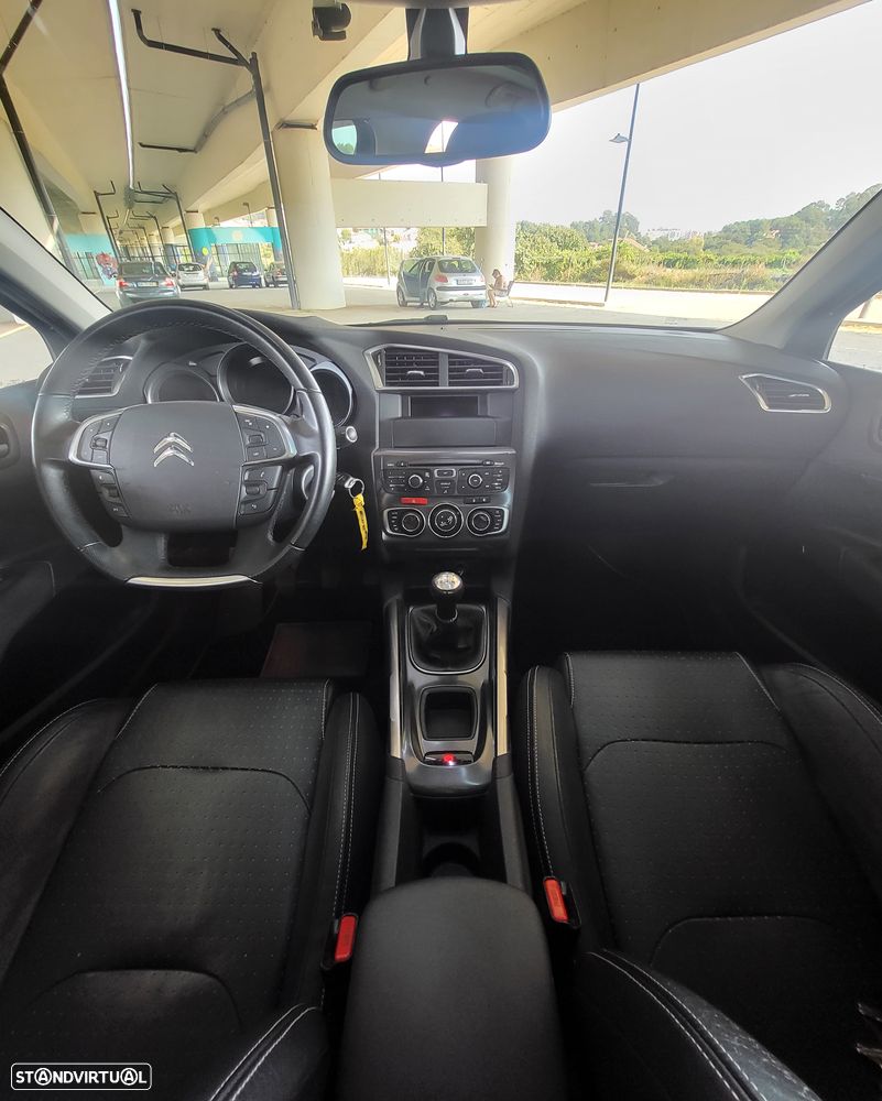 Citroën C4 VTi 120 Exclusive - 6