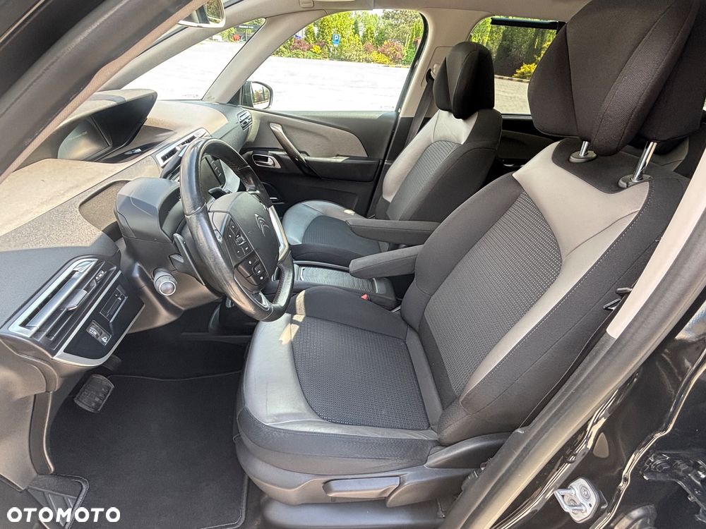 Citroën C4 Grand Picasso - 24