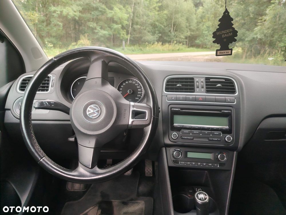 Volkswagen Polo - 4