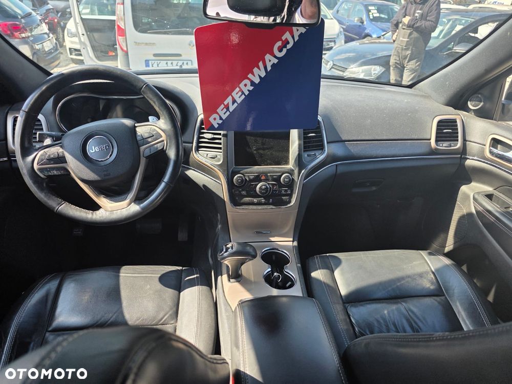 Jeep Grand Cherokee - 28