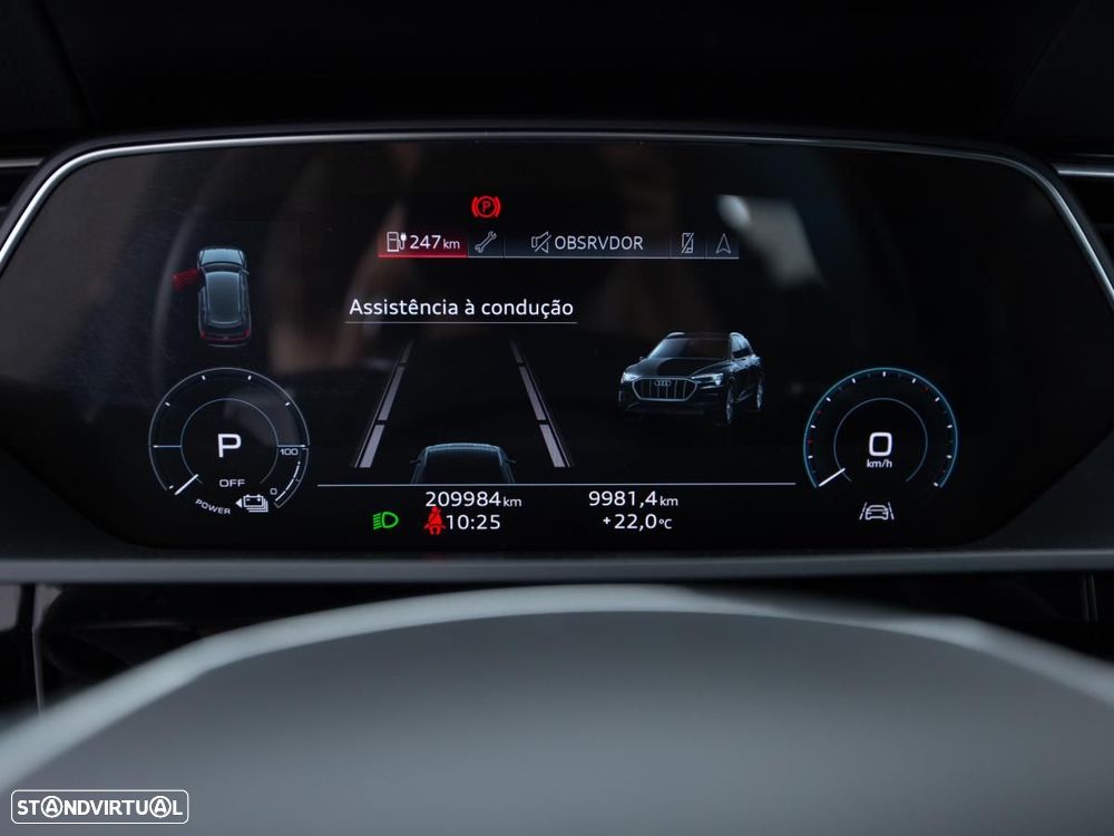 Audi e-tron 55 quattro S line - 31