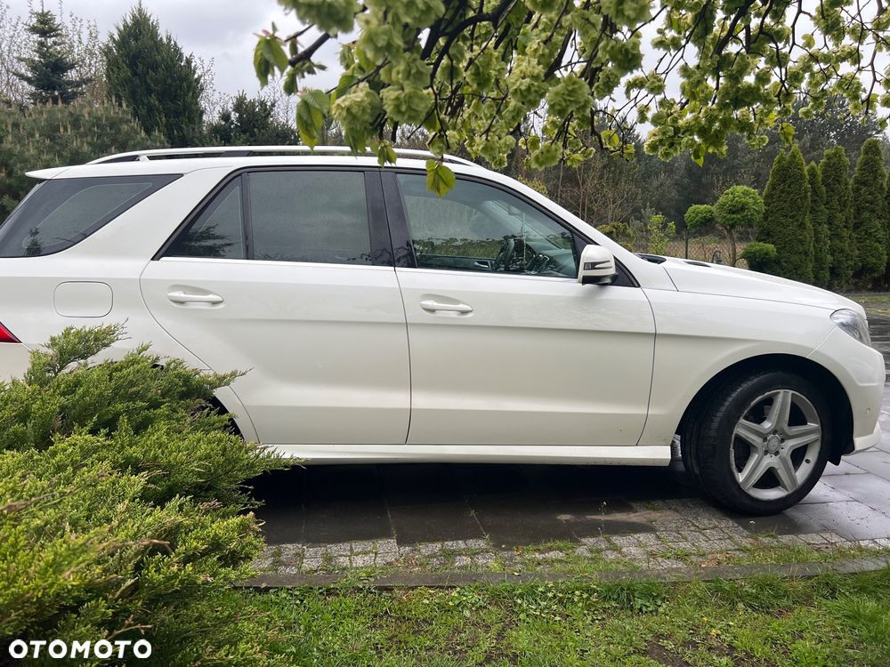 Mercedes-Benz ML - 4