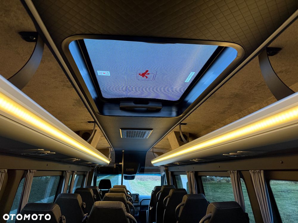 Mercedes-Benz Sprinter 517 - 34