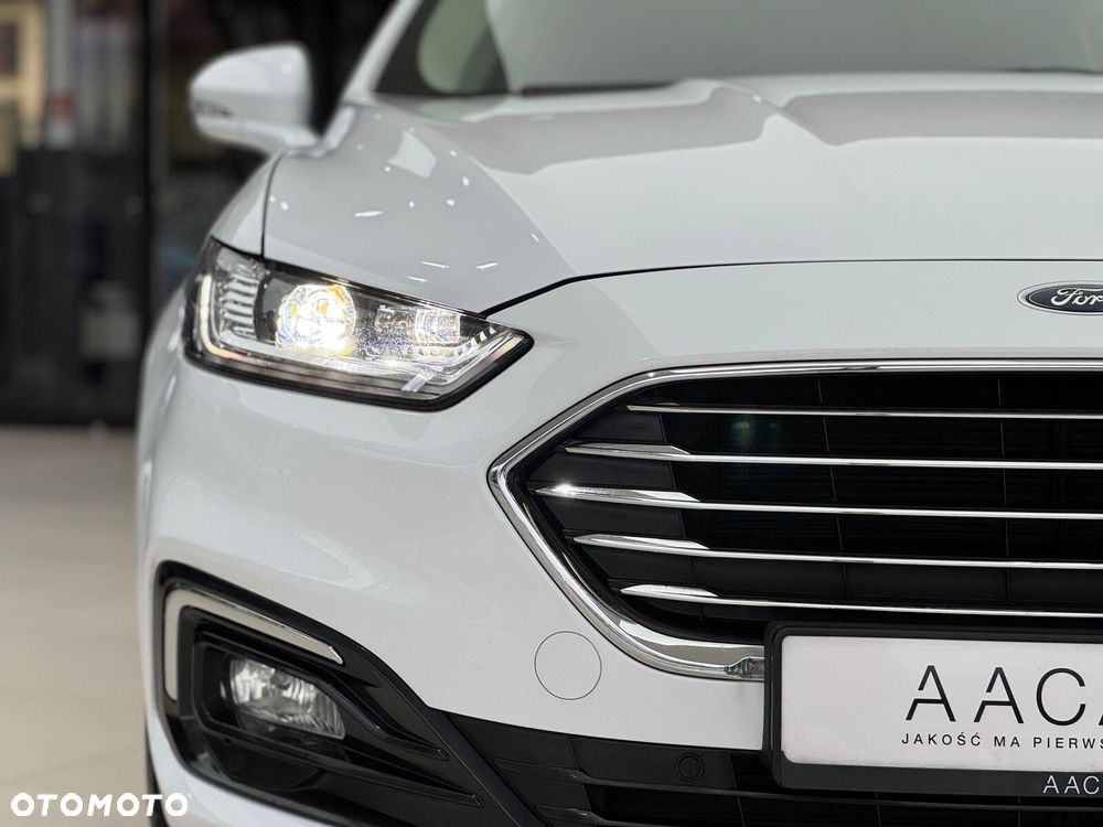 Ford Mondeo - 40