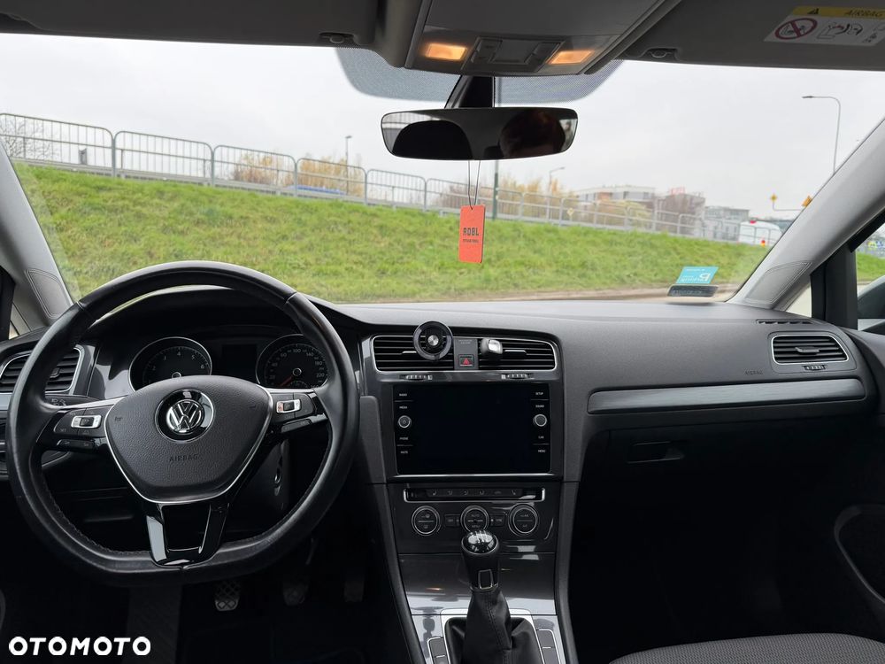 Volkswagen Golf 1.4 TSI BMT Highline - 24