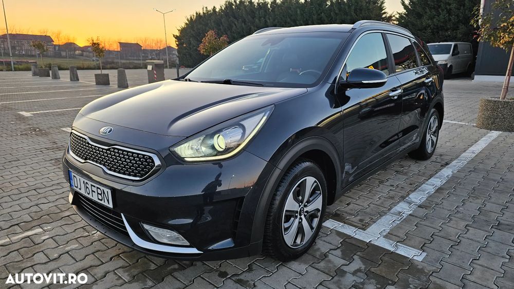 Kia Niro 1.6 GDI 2WD Aut. Spirit - 1