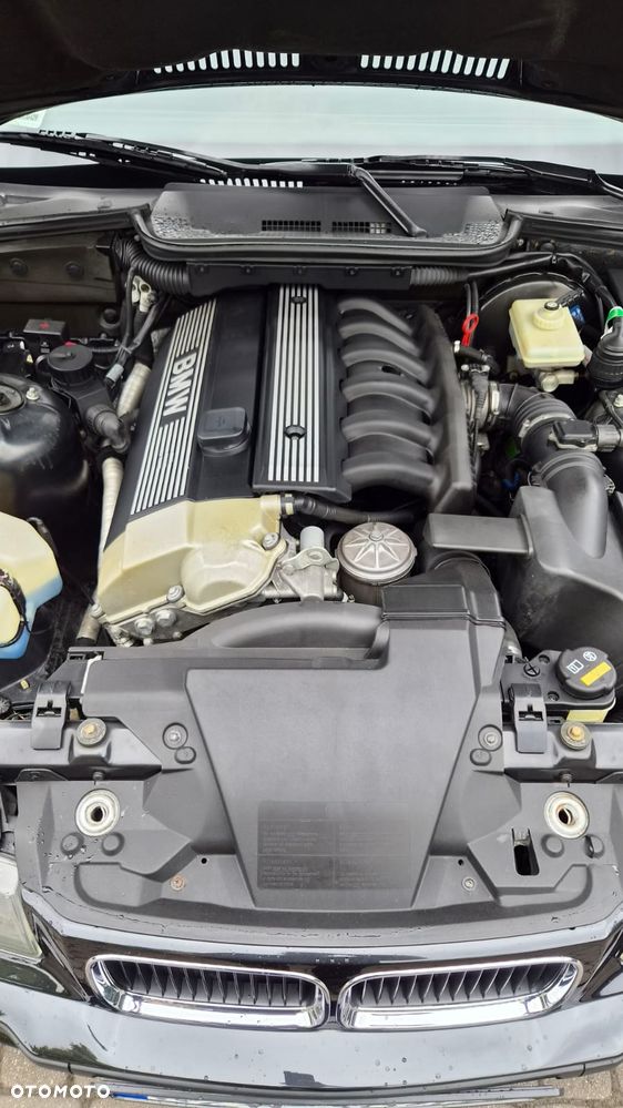 BMW Seria 3 - 10
