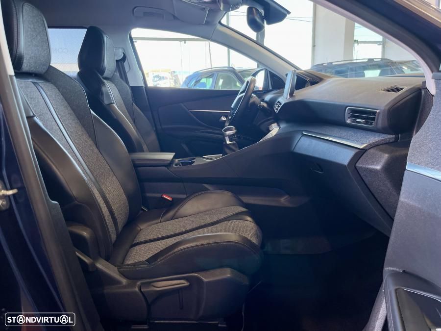 Peugeot 5008 1.2 PureTech Allure - 35