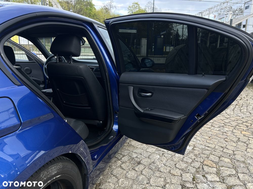 BMW Seria 3 - 23