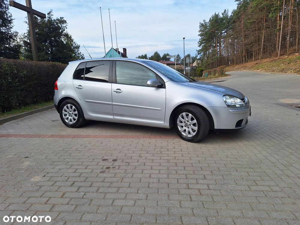 Volkswagen Golf 1.6 FSI Automatik Goal - 26