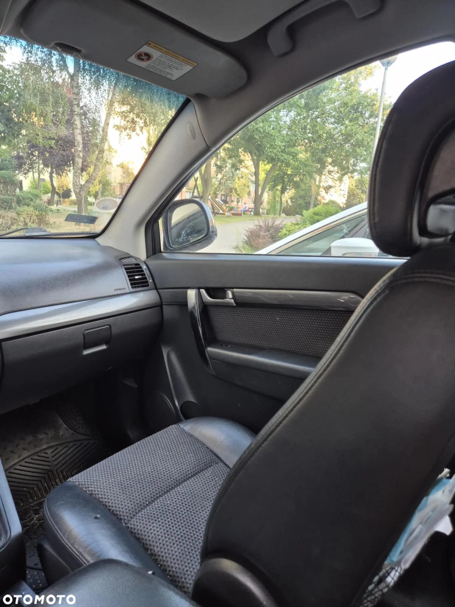 Chevrolet Captiva - 12