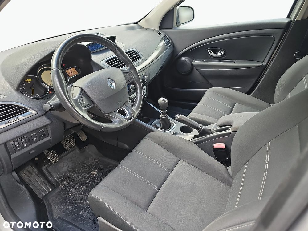 Renault Megane 1.5 dCi Life - 10