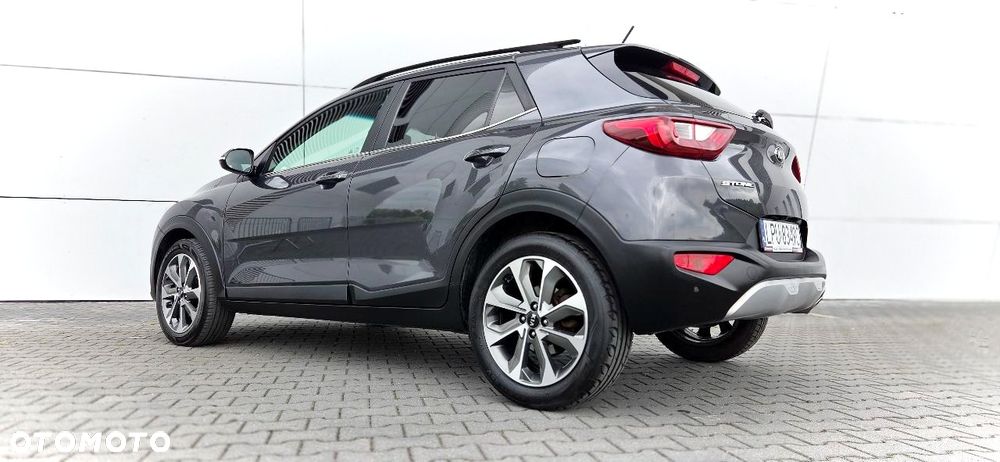 Kia Stonic 1.6 CRDi Platinum Edition - 17