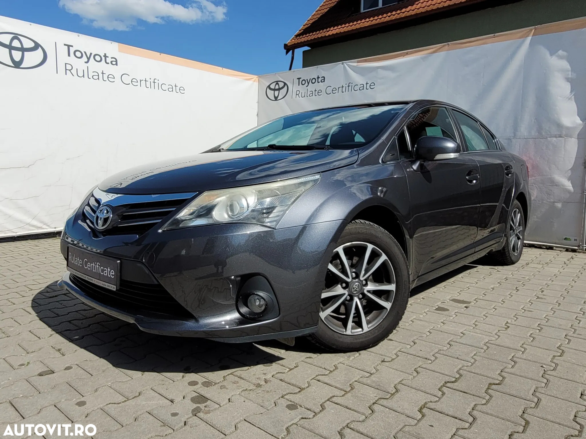 Toyota Avensis 1.8 Multidrive S Elegance - 7