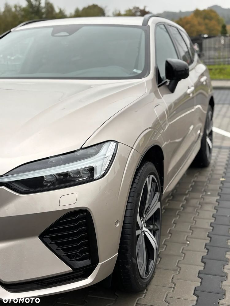 Volvo XC 60 T6 Plug-In Hybrid AWD Plus Dark - 6